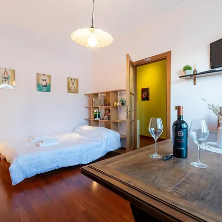 Cozy Near The Hospital Appartement Parma