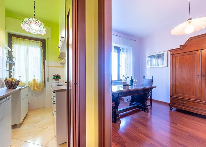 Apartament Guesthost - Cozy Near The Hospital
