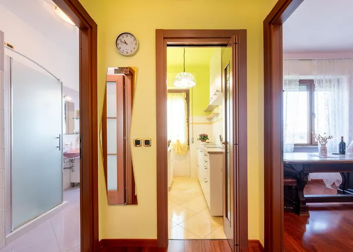 Apartament Guesthost - Cozy Near The Hospital *